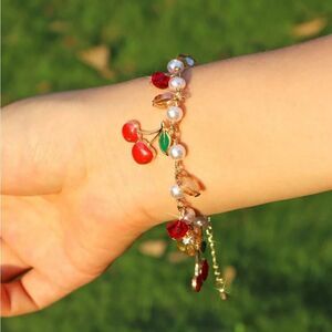 Cherry bracelet N606